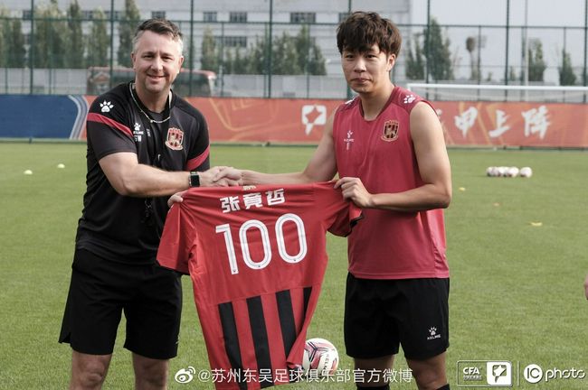 喵小吉塞尾巴的视频